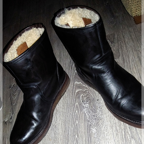 Coach Harvey Boots - Picture 1 of 11